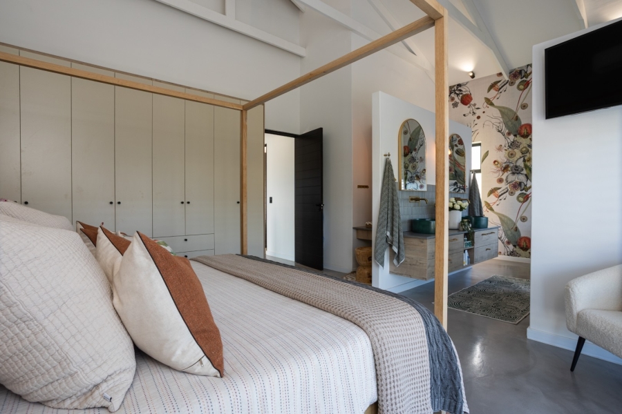 3 Bedroom Property for Sale in Lemoenkloof Western Cape